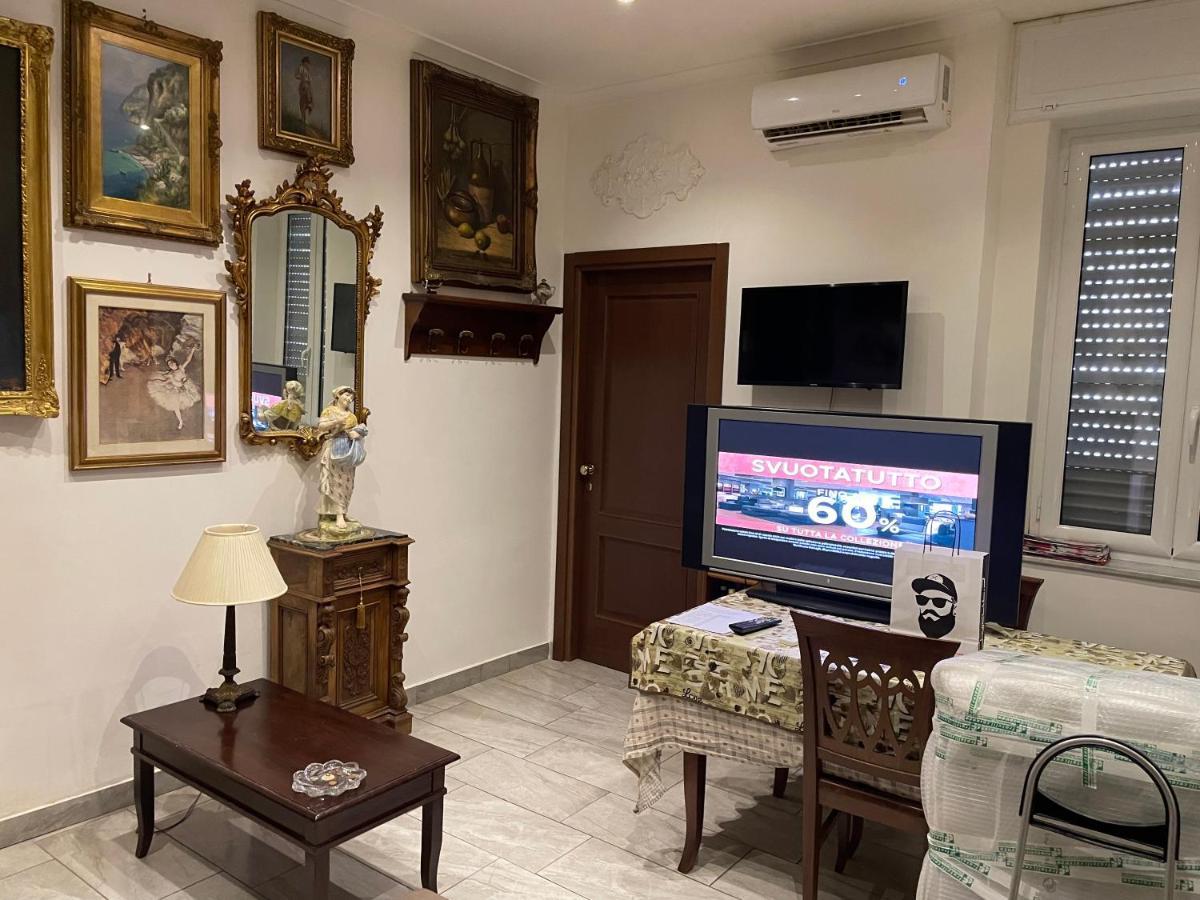 Casa Vacanza Rosmery Naples Luaran gambar